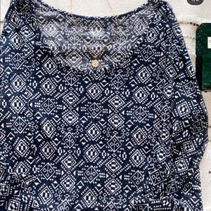 Cropped Long sleeve (Target Brand) Size xxl ( will fit large-xl )